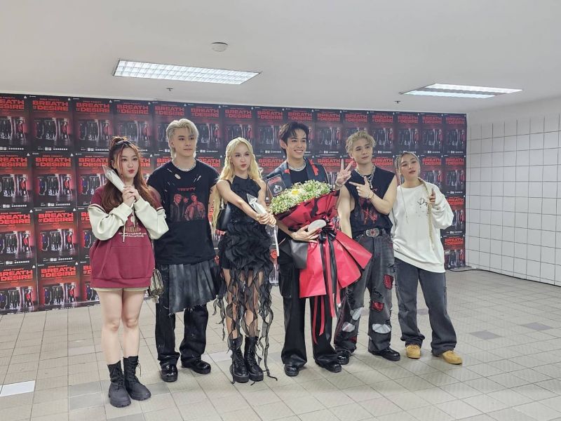 แฮนน่า 4EVE TRINITY คอนเสิร์ต